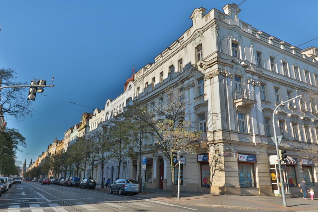 Wonderful Apartment In Vinohrady Prága Kültér fotó