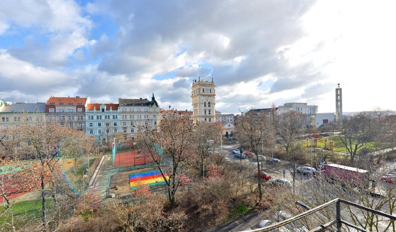 Wonderful Apartment In Vinohrady Prága Kültér fotó