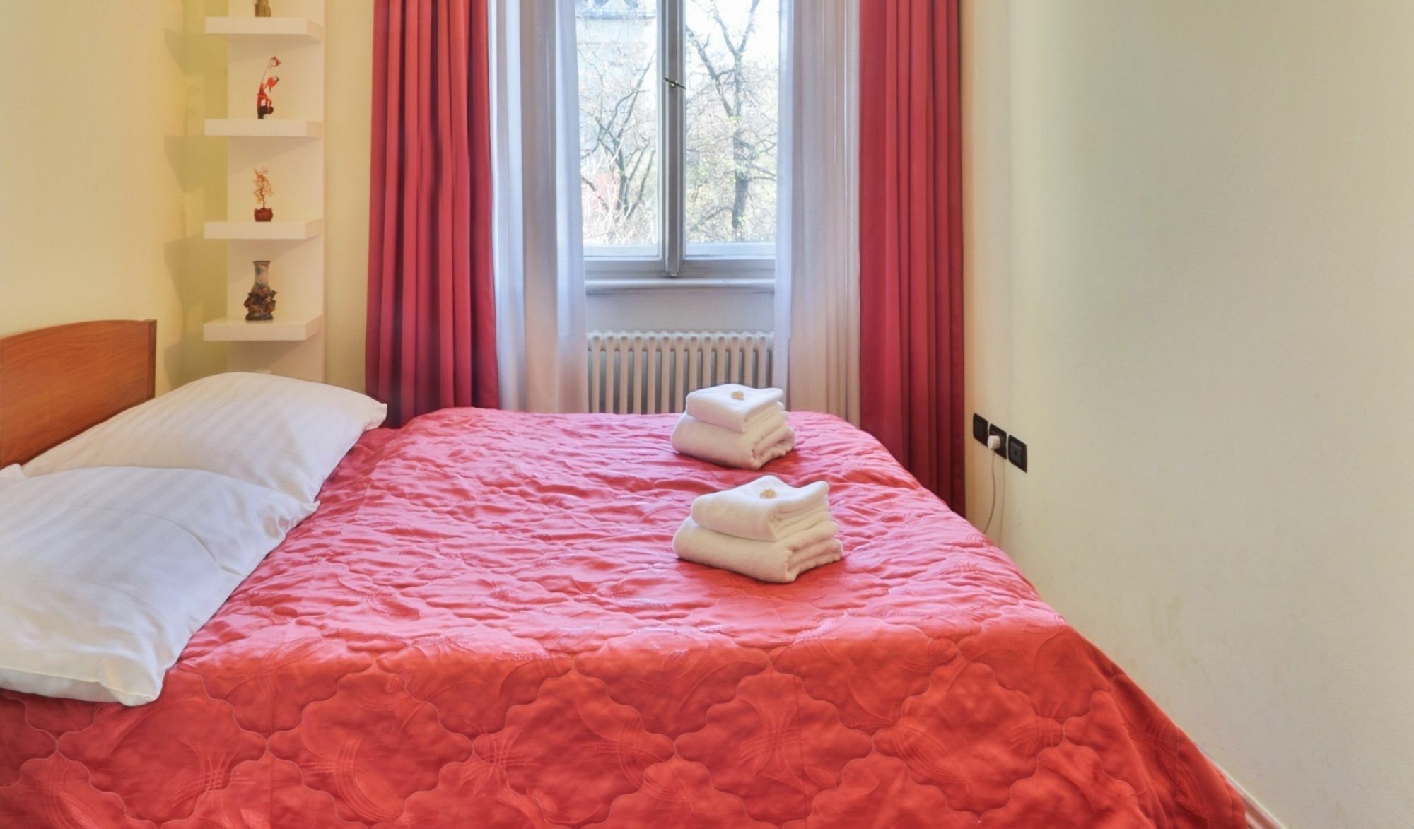 Wonderful Apartment In Vinohrady Prága Kültér fotó