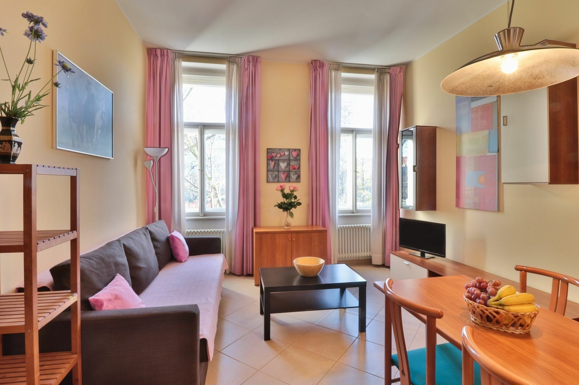 Wonderful Apartment In Vinohrady Prága Kültér fotó